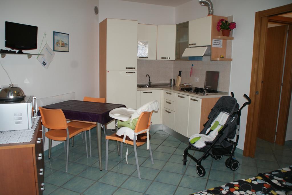 סן בנדטו דל טרנטו Casa Vacanze Villa Spina חדר תמונה