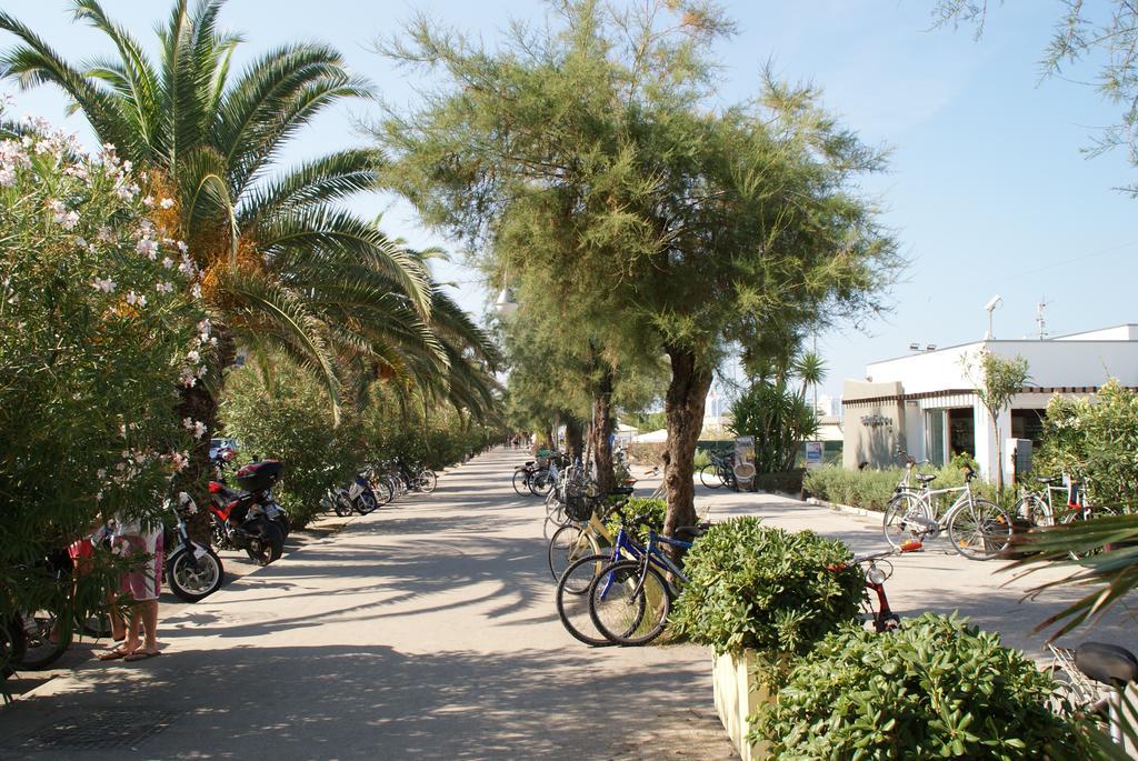 סן בנדטו דל טרנטו Casa Vacanze Villa Spina מראה חיצוני תמונה